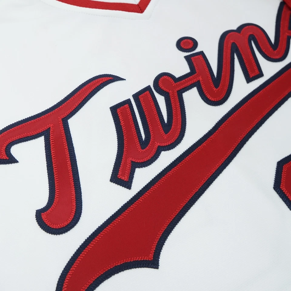 Rod Carew Mitchell & Ness 1977 Minnesota Twins Authentic Home White Jersey - Image 3 of 4