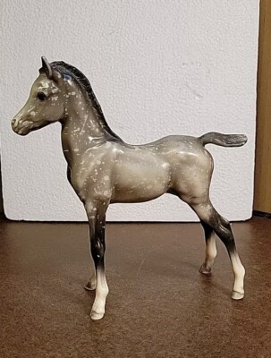 Breyer #220 PROUD ARABIAN FOAL Dapple Grey 1973-78  Great Condition w rubs/wear