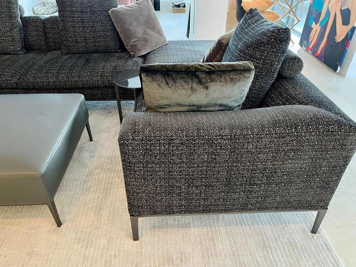 B&B Italia Michel Sofa by Antonio Citterio in excellent B&B Italia Michel Sofa by Antonio Citterio in excellent