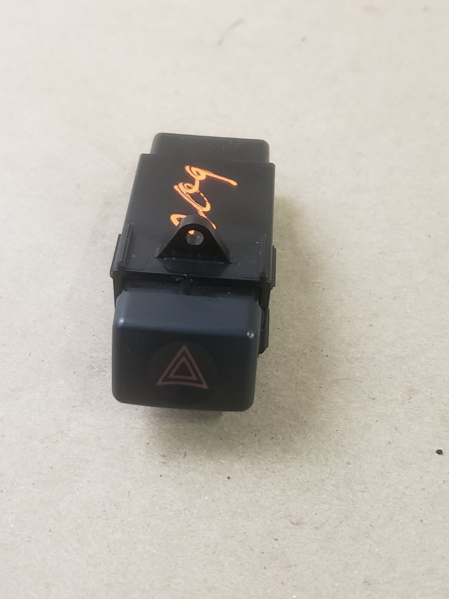 98 99 00 LEXUS LS400 DASHBOARD CENTER EMERGENCY HAZARD LIGHT