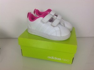 adidas vs advantage trainers