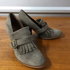 Kork-Ease Prim Mosto Suede Kiltie Pump Heel K63422 Women Size 7.5 Khaki Gray