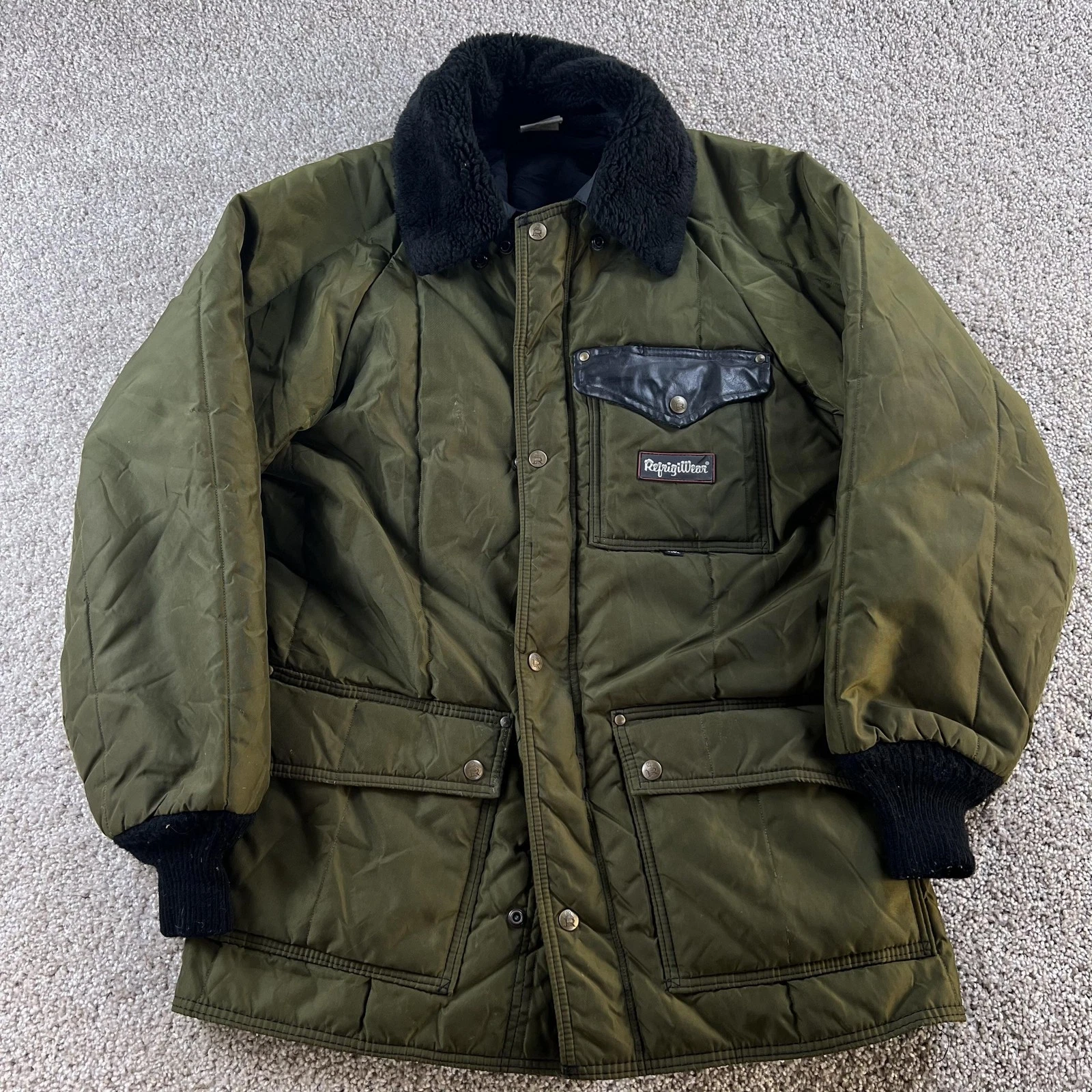 Vintage RefrigiWear Coat Mens Medium Green Nylon Quilted Insulated 508 USA