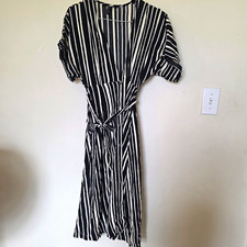 Forever 21 Striped Maxi Dress V-Neck Short Sleeve Button Belted Black White S