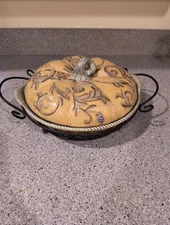 Amscan Home  10” Deep Pie dish With Wire Holder, Stem Top 