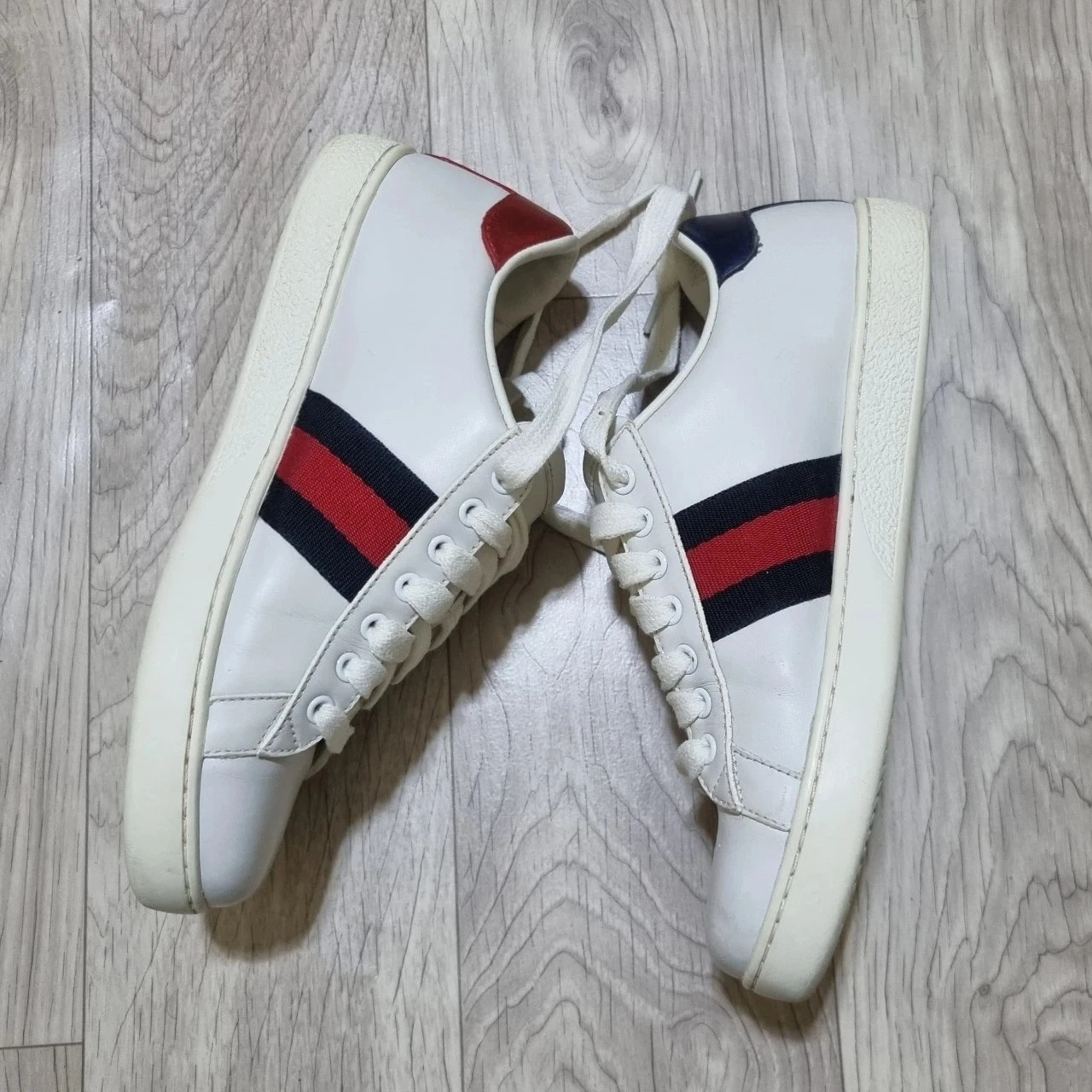 Gucci Chaussures Femme As Année Du Chien Baskets Cuir Blanc Gucci Taille 8 Us