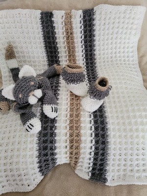 Baby Blanket w Booties Cat Snuggler Gray Beige White Hsndmsde Gift Shower Set
