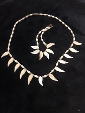 1 Little Girls set of necklace and bracelet and 1 necklace