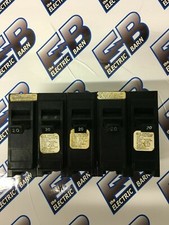 Crouse Hinds MP120 Circuit Breaker LOT OF 5 20 Amp 120V 1P Plug In -WARRANTY