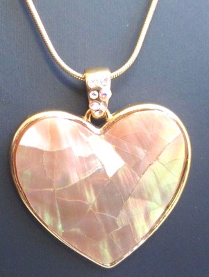 Pendentif Cœur En Nacre Véritable - Vintage Années 70 - Neuf Avec étiquettes - 2x2 Cm