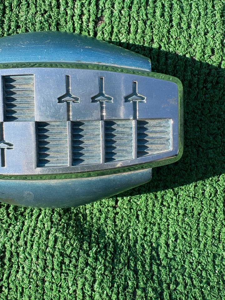 1959 1960 Chevrolet Biscayne horn button 59 60 Brookwood wagon - Изображение 3 из 4