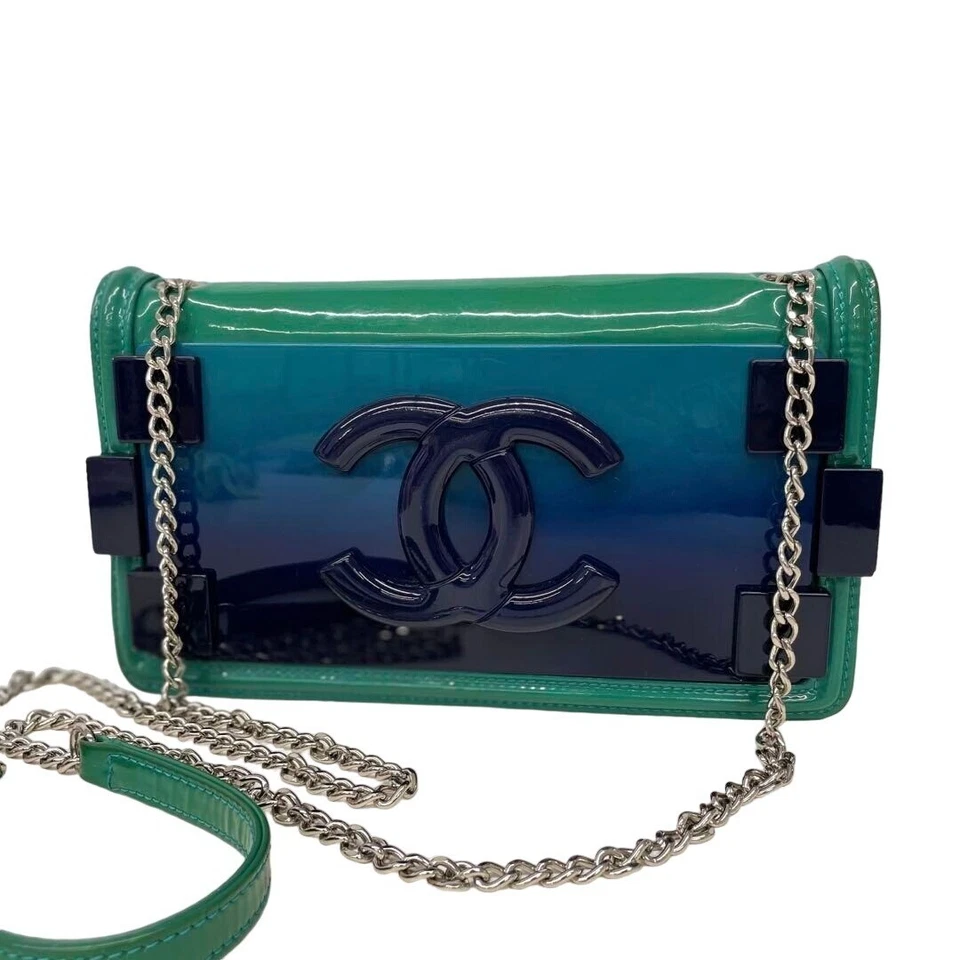 Bolso Chanel CC Plexiglás Patente Niño Ladrillo Solapa Turquesa Azul Marino Foto 3 de 4