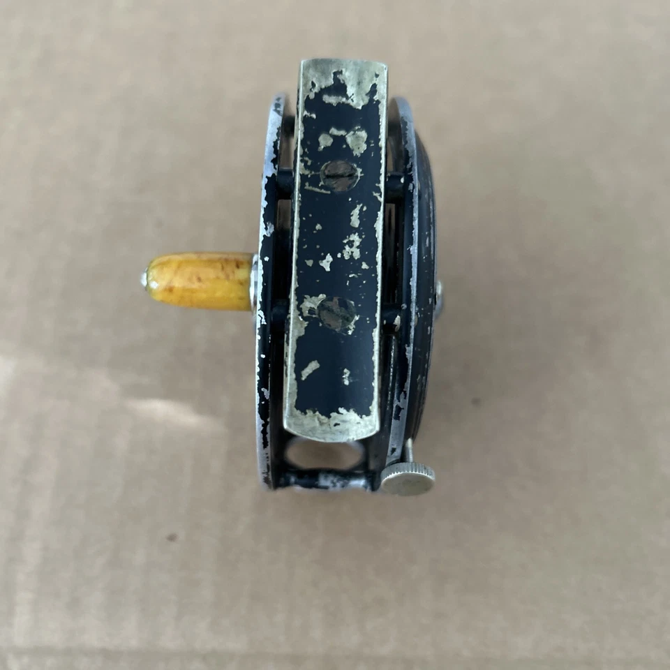 CARRETE FLY PFLUEGER MEDALIST 1494 VINTAGE, MODELO PENDIENTE DE PATENTE Foto 3 de 4