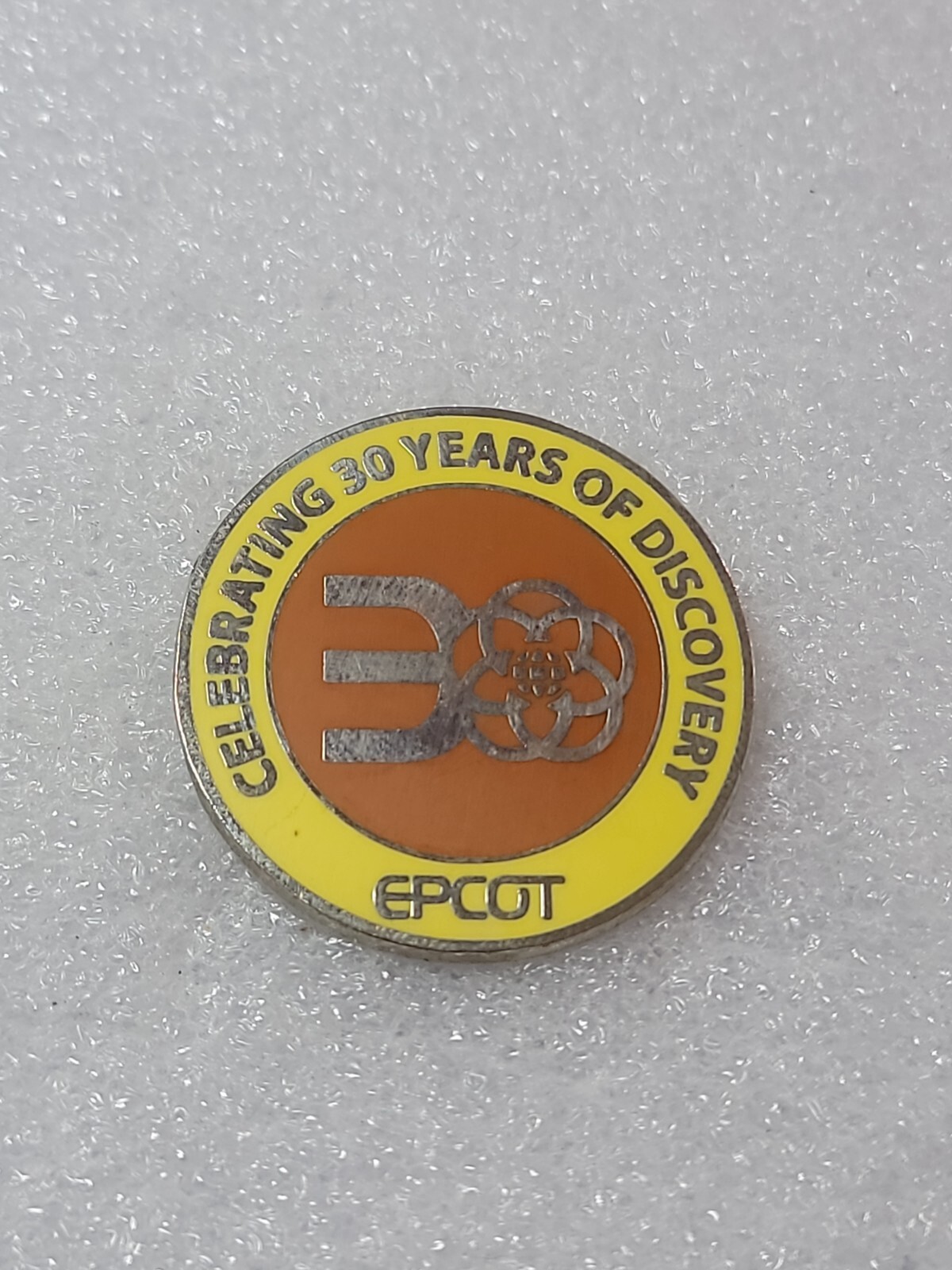 DISNEY PIN EPCOT 30TH ANNIVERSARY CELEBRATING 30 YEARS OF DISCOVERY!