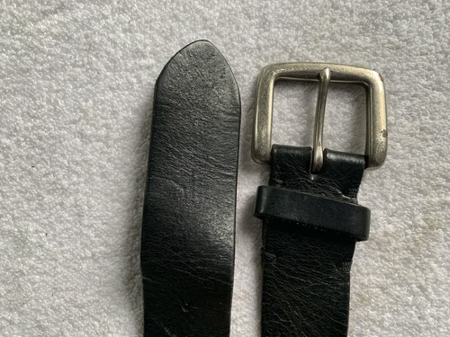 American Eagle Outfitters Belt Men 34-35 Heavy Genuine Leather Black Silver AEO - Picture 2 of 9