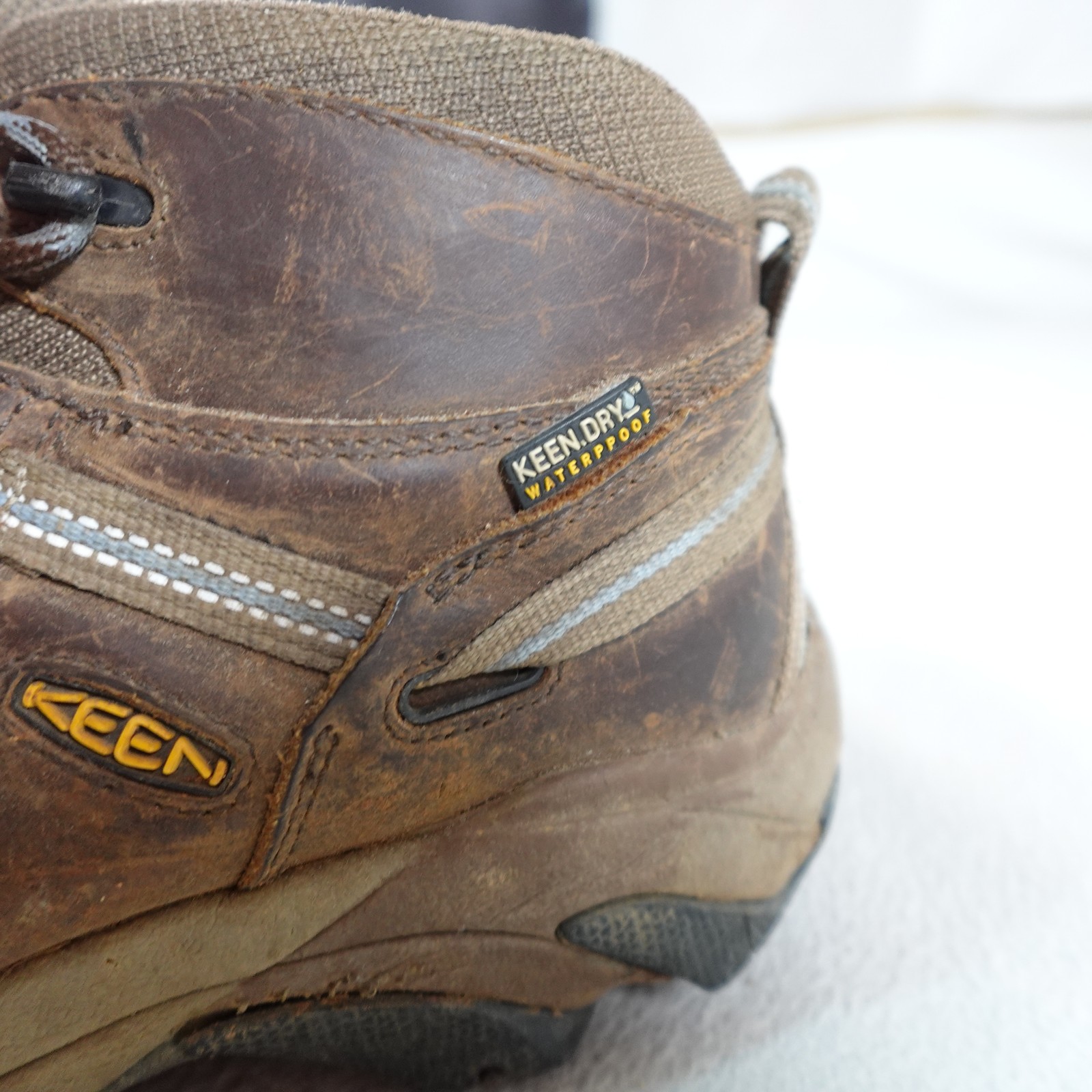 Stivali da trekking impermeabili Keen Targhee da uomo taglia 9 scarpe in pelle trail outdoor