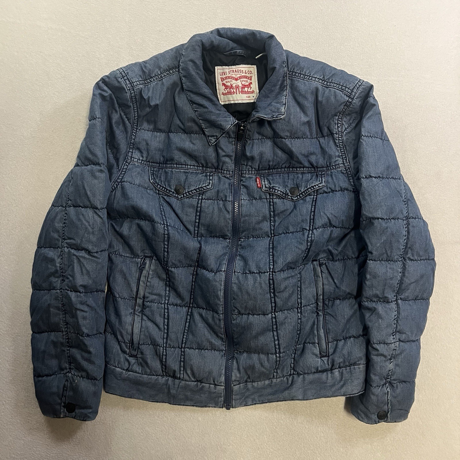 Levi's Performance Lightweight Packable Down Jack… - image 1