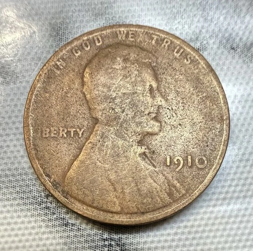 1910 Lincoln Wheat Penny… Very Circulated! Rare Find!!