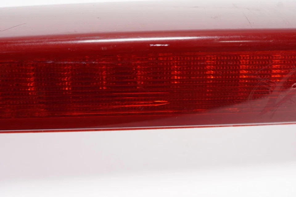 Cadillac Escalade EXT tapa maletero montaje alto lámpara de parada tercer freno OEM 2002-2013 Foto 2 de 4