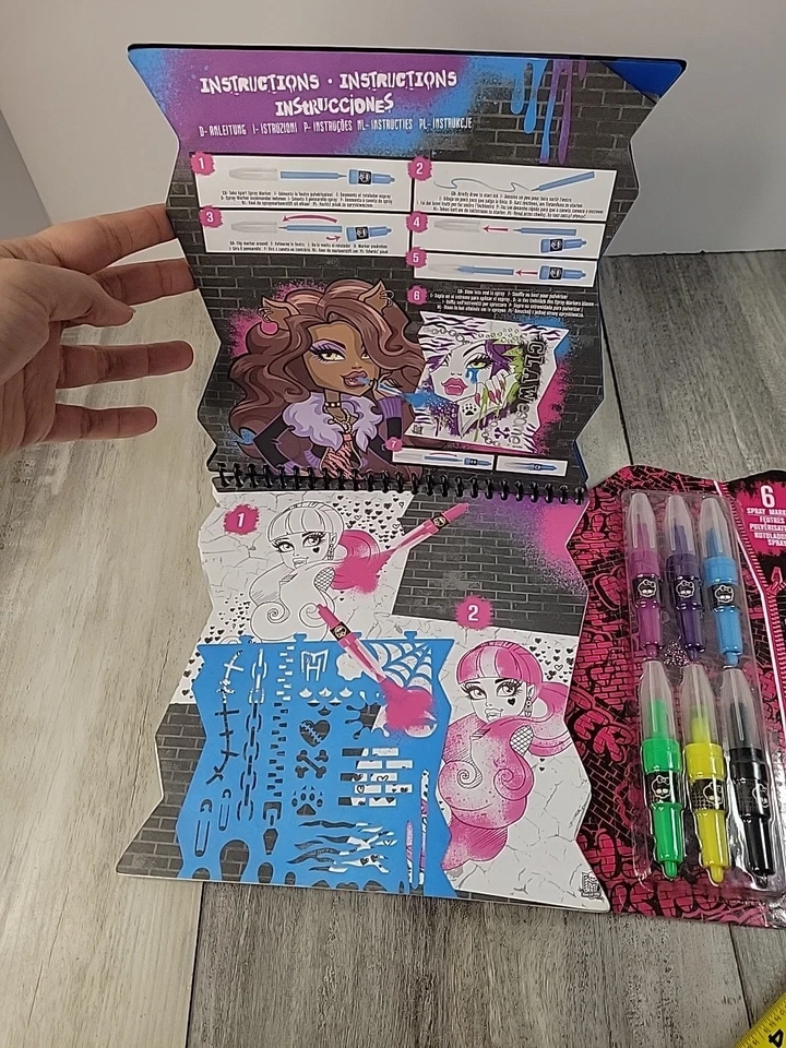 Brand New Old Stock Monster High RARE Sprayffiti Set - Monster High Art Set - Image 4 of 4