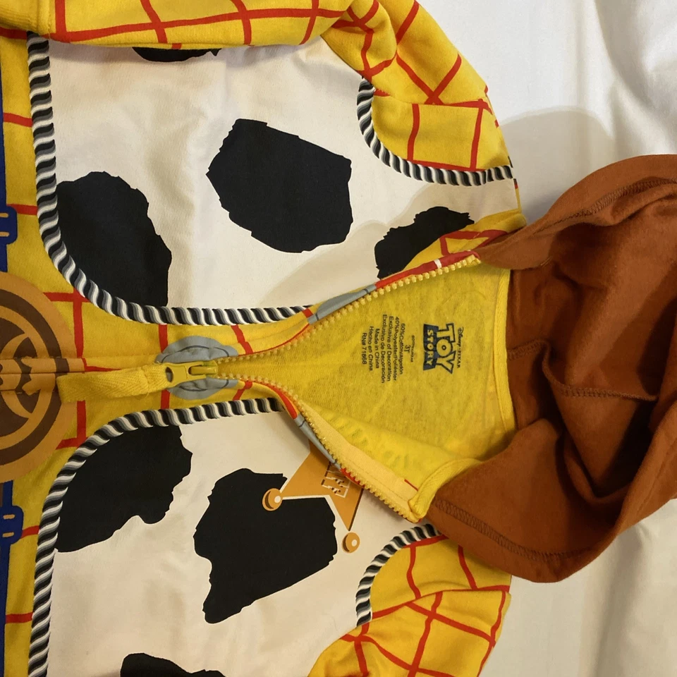 Sudadera con Capucha Disfraz de Sheriff Woody Toy Story para Niños Pequeños Disney Foto 2 de 4
