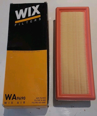 Air Filter WA9690 Fits Dacia Duster Sandero Logan Renault Logan