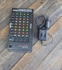 Calrad 40-934M Universal Distribution Amplifier 1x5 Component Digital Audio 