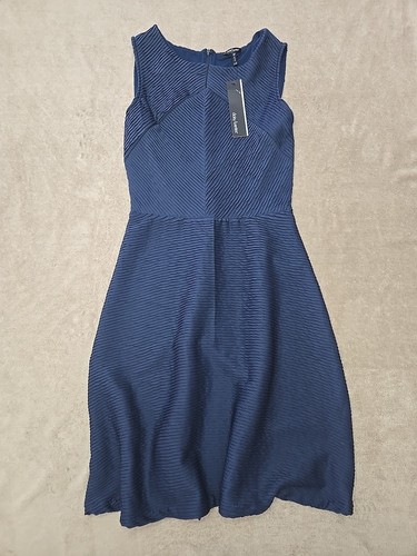Daisy Fuentes NWT Womans Size Medium solid Navy blue sleeveless Dress U - Picture 1 of 8