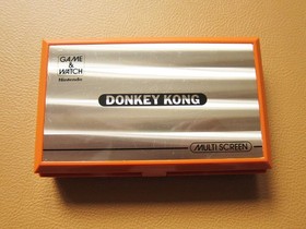 NINTENDO Donkey Kong Game and Watch in Excellent Condition (DK-52) 1982