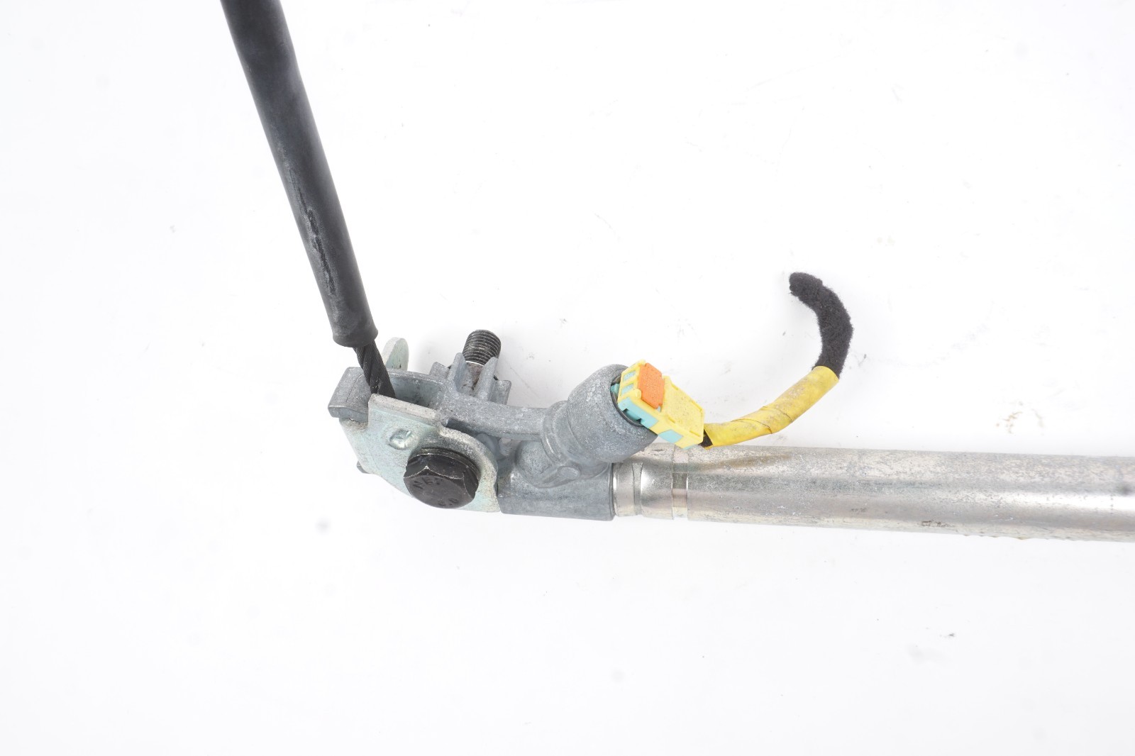 2014 - 2024 Maserati Ghibli Front Left Driver Seat Pretensioner OEM