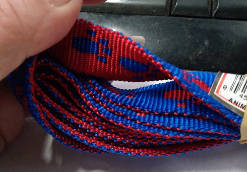 Cuatro patas de 3/4" x 6 pies de nailon de un solo grosor para perro - patas azules/rojas Foto 3 de 3