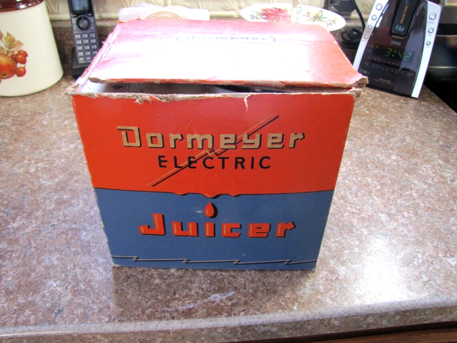 Vintage 1940’s Electric Citrus Juicer Dormeyer Juice-O-Matic Model 3100 Tested