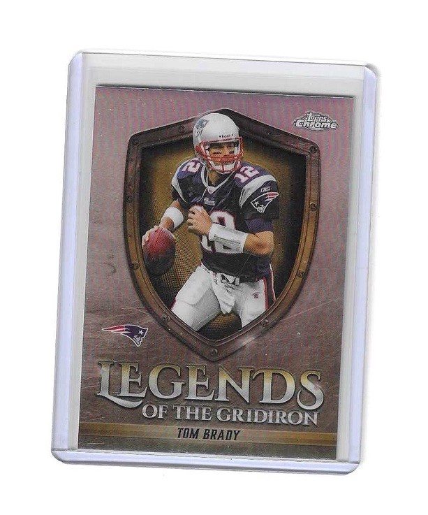 2025 Topps Chrome Legends of the Gridiron Refractor Tom Brady #LOG-9