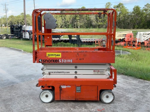 2019 Snorkel S3219E 19' Electric Scissor Lift Man Aerial Work Platform bidadoo - Picture 5 of 12