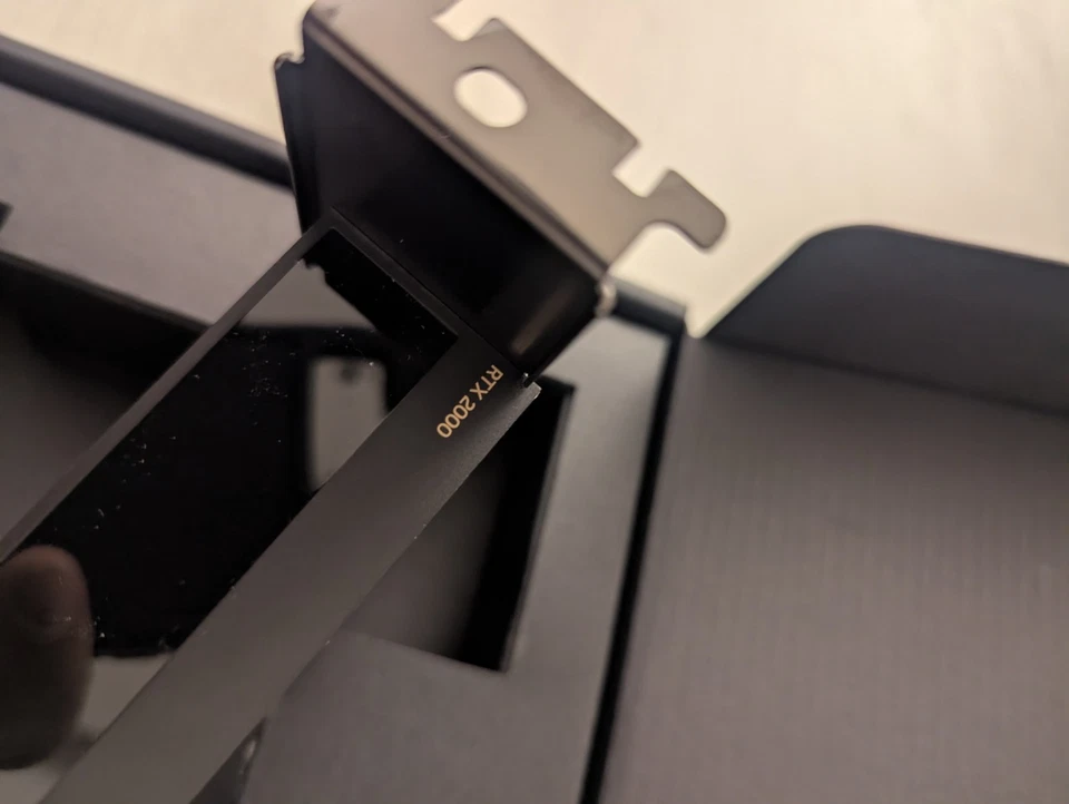 Nvidia PG192B Quadro RTX 2000 ADA 16GB GDDR6 PCIe 4.0x16Nvidia PG192B - Immagine 2 di 4