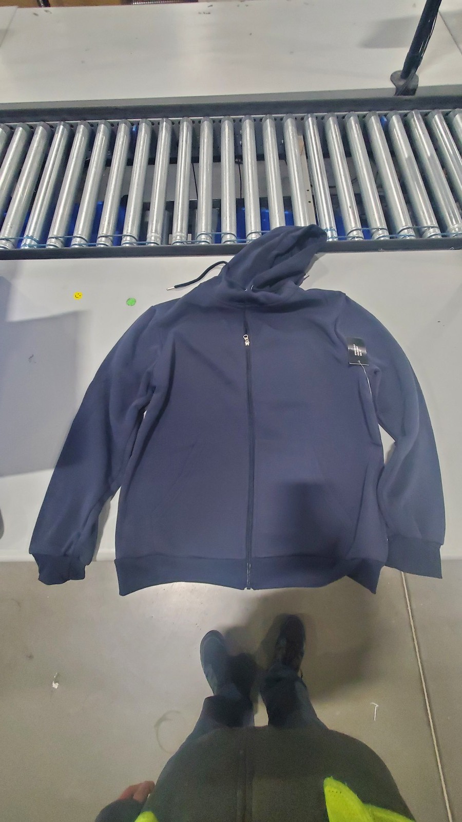 СПОРТИВНЫЙ ПУЛОВЕР RUDOLPH С КАПЮШОНОМ - РАЗМЕР M - ТЕМНО-СИНИЙ 7490₽