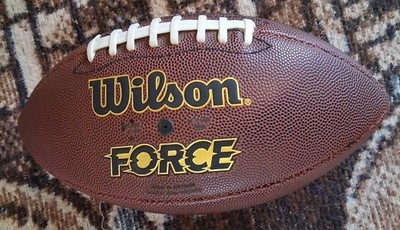  NICE  ~Wilson NFL Super Grip Official Size Football~  FREE SHIPPING 
