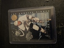 1995-96 Fleer Ultra Wayne Gretzky #3 of 10 Premier Pivot Gold Medallion