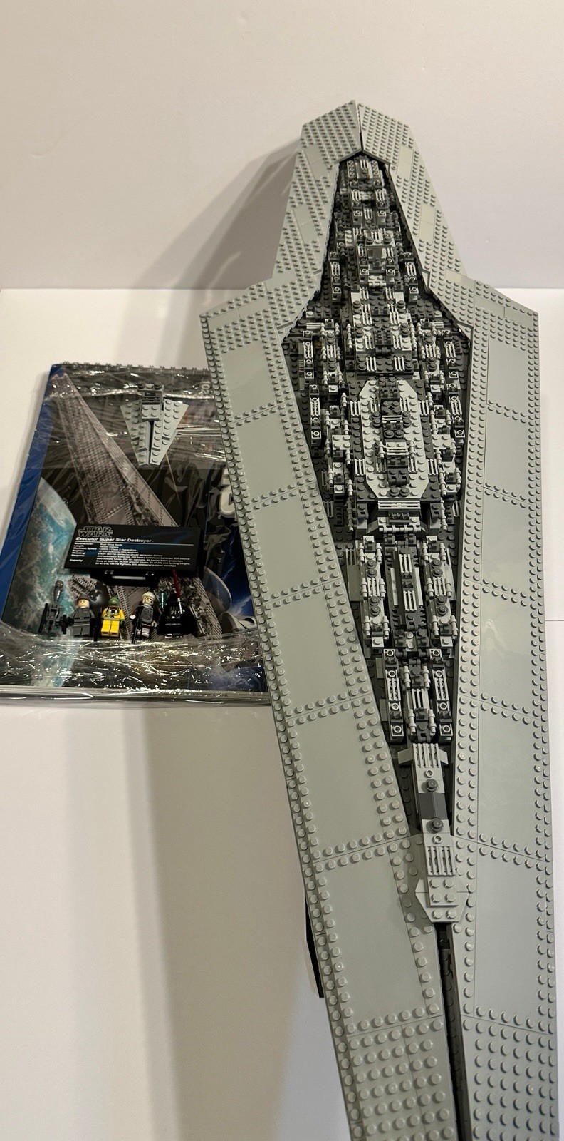 LEGO Star Wars: Super Star Destroyer (10221) UCS Complete With Minifigures