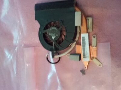 TOSHIBA SATELLITE M305D-S4831 SERIES HEATSINK COOLING FAN AVC3EBU2TA0    