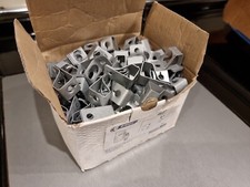 100 x M8 Threaded  Rod Hanger Clips RRP £249.99 ABB Thomas Betts 