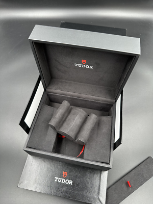 TUDOR ボックス 箱 チューダー の 箱 「 旧 ・ 新 」 比べてみた - ロレックスなど