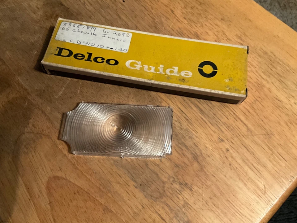 NOS GM 5957814 1966 CHEVY CHEVELLE LUZ TRASERA LÁMPARA DIFUSORA LENTE 66 SS Foto 2 de 4