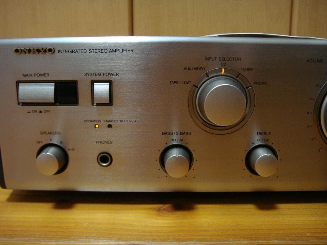 オンキョー　ONKYO integrated A-913 ステレオアンプ ONKYO（オンキヨー） Onkyo A-913 1990年代 オンキョー プリメイン