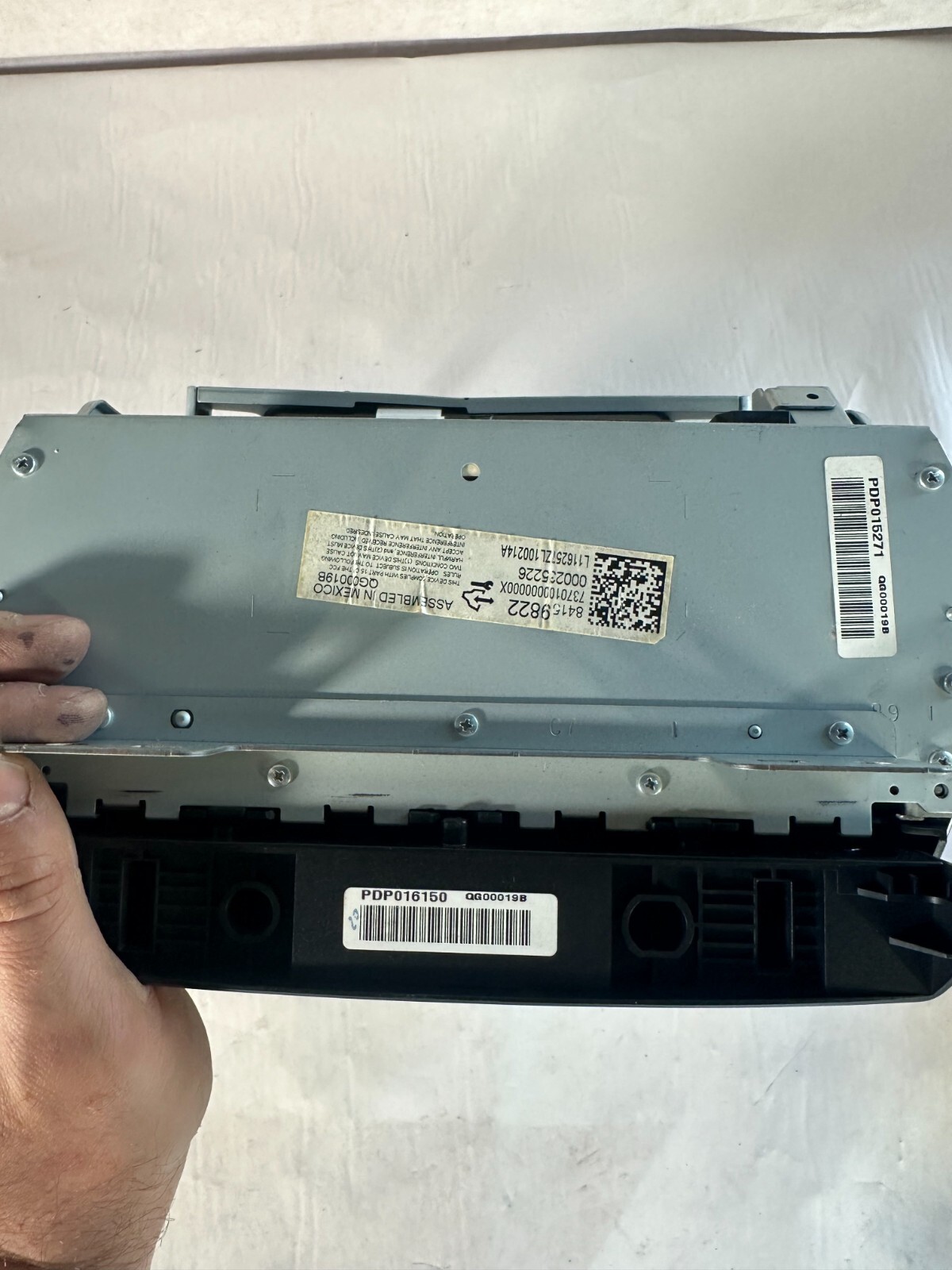 2017 2018 Chevrolet Impala Am Fm Cd Player Radio Receiver Display 