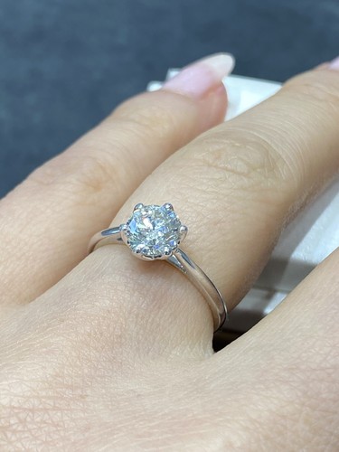 1.00ct Diamond Ring in 18ct White Gold with GIA Certified - Picture 6 of 13