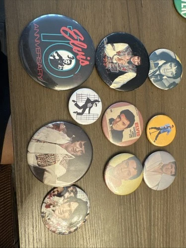 Elvis Presley King Of Rock And Roll Buttons Lot Of 10