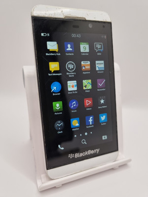 BlackBerry Z10 weiß entsperrt 16GB 4,2'' BlackBerry 10 Smartphone