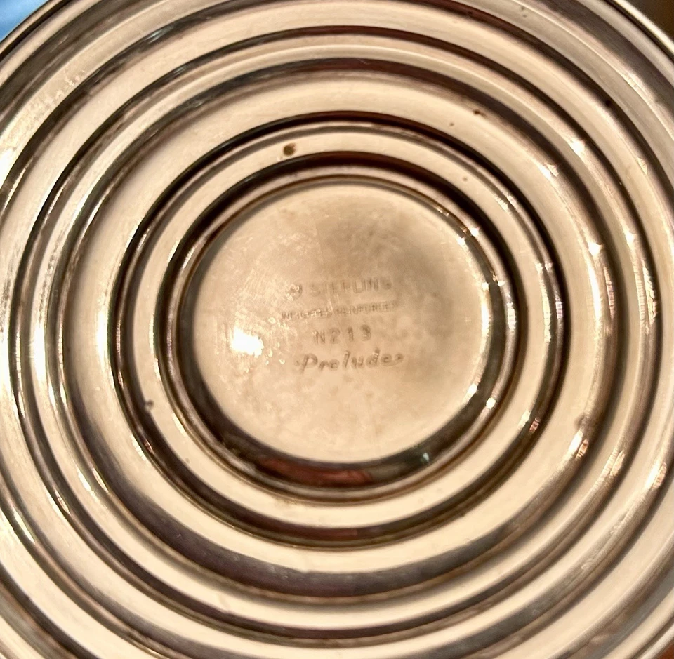 "Par de candelabros internacionales de plata esterlina 7,25"" patrón preludio N213" Foto 3 de 3