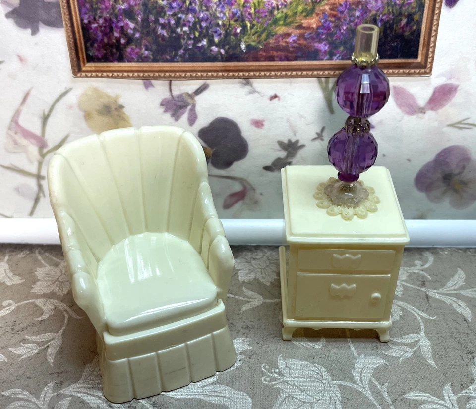 SILLA "ZAPATILLA" PLISADA ideal muebles vintage para casa de muñecas Renwal plástico 1:16 Foto 2 de 4